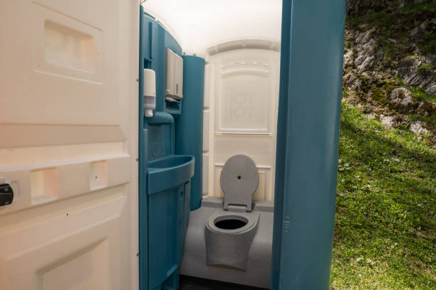 Types of Portable Toilets We Offer in Medina, TN